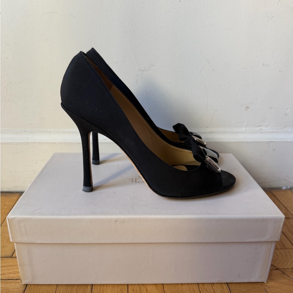 Jimmy Choo Black Satin Heels with Bow Accent size 38 very good  condition